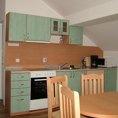 Kisiovi Apartment Девин Экстерьер фото