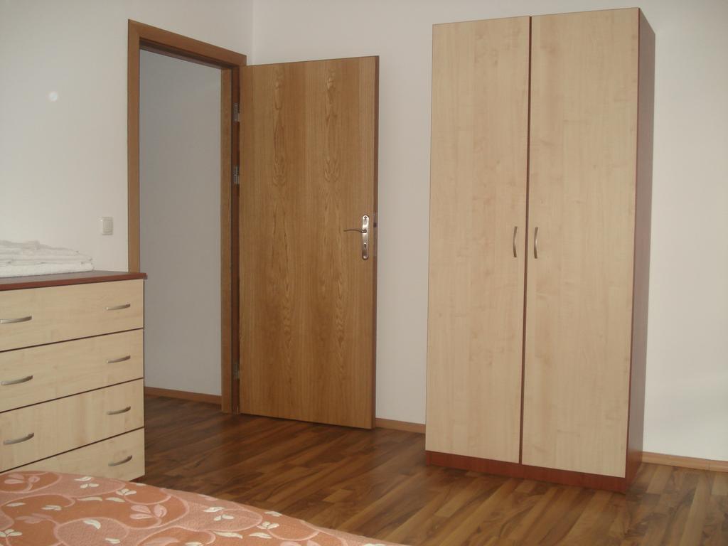 Kisiovi Apartment Девин Экстерьер фото